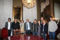 Mesa redonda de políticos sobre Cataluña